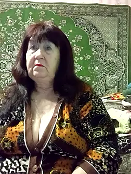 CrystalLime6411 online show from January 2026 05:00:01 AM