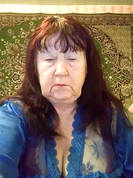 CrystalLime6411 online show from February 2026 10:56:01 PM