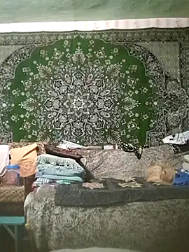 CrystalLime6411 online show from November 2025 01:44:02 PM