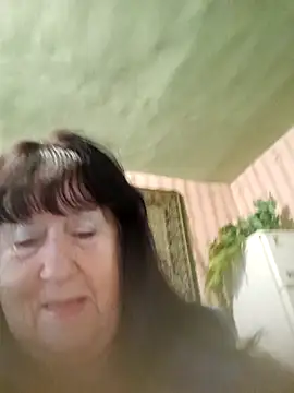 CrystalLime6411 online show from October 2025 05:09:02 AM
