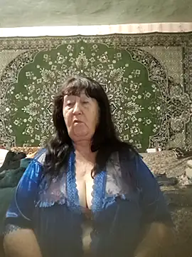 CrystalLime6411 online show from November 2025 05:35:01 PM