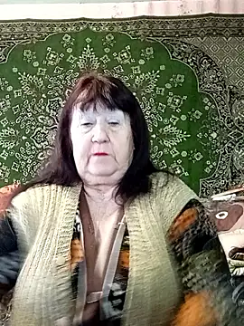 CrystalLime6411 online show from January 2026 11:46:01 AM