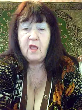 CrystalLime6411 online show from February 2026 01:22:01 PM