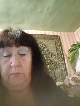 CrystalLime6411 online show from October 2025 09:52:01 AM