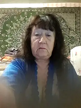 CrystalLime6411 online show from November 2025 09:30:02 PM