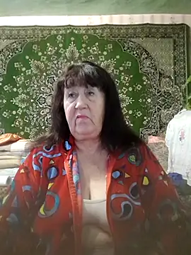 CrystalLime6411 online show from November 2025 12:32:01 PM