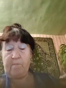 CrystalLime6411 online show from November 2025 12:48:02 PM