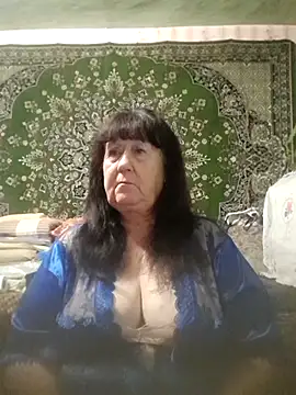 CrystalLime6411 online show from November 2025 06:22:02 PM