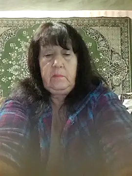 CrystalLime6411 online show from October 2025 04:19:02 PM