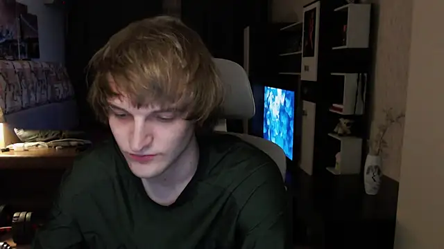 Playersuperstar online show from April 2026 08:10:02 PM