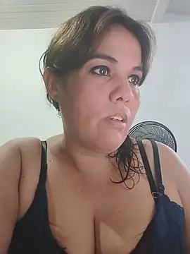 Bellapotencia1985 online show from May 2026 09:53:01 AM