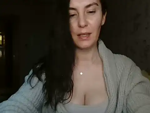 KatalinaQE online show from October 2025 04:45:02 AM