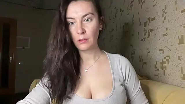 KatalinaQE online show from February 2026 03:24:02 AM