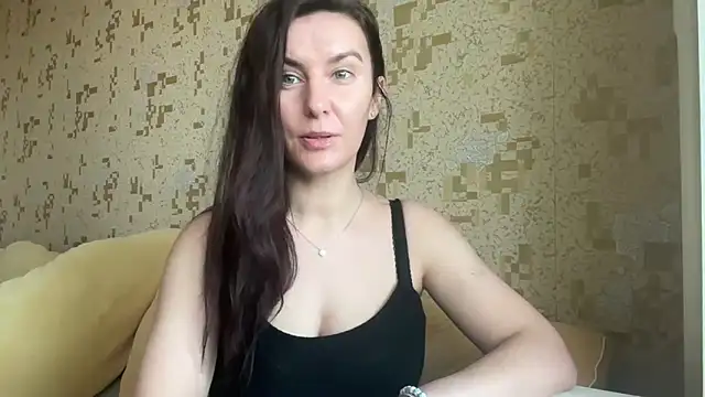 KatalinaQE online show from February 2026 08:25:02 AM