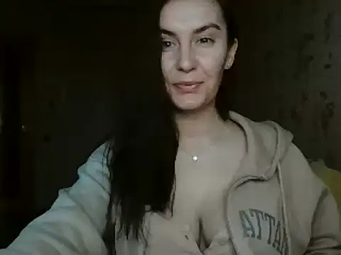 KatalinaQE online show from November 2025 05:22:02 AM