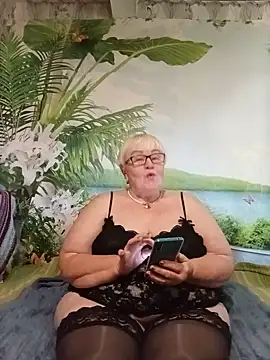 Snapshot of VioletSweet5566 chatting on July 2026 04:04:01 PM VioletSweet5566 online show from July 2026 04:04:01 PM