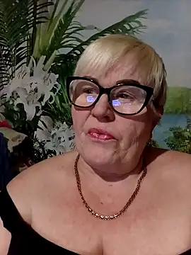 VioletSweet5566 online show from March 2026 07:58:02 PM