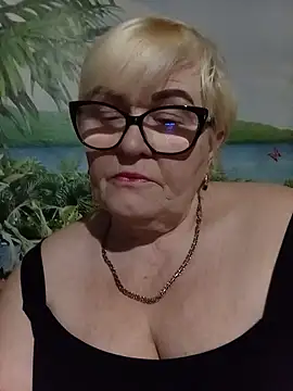 VioletSweet5566 online show from March 2026 07:32:01 PM