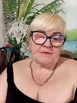 VioletSweet5566 online show from April 2026 01:51:01 PM