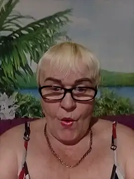 VioletSweet5566 online show from November 2025 03:55:02 PM