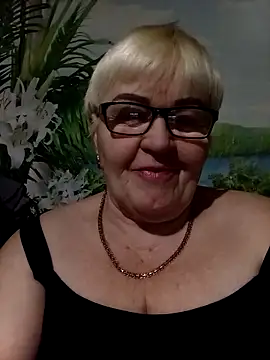 VioletSweet5566 online show from February 2026 12:09:01 AM