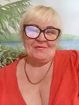 VioletSweet5566 online show from April 2026 09:36:02 AM