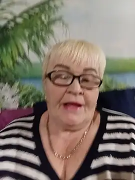 VioletSweet5566 online show from December 2025 07:23:02 PM