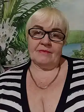 VioletSweet5566 online show from November 2025 01:36:01 PM