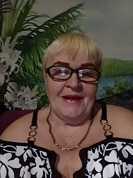 VioletSweet5566 online show from November 2025 04:29:01 PM