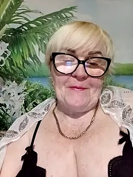 VioletSweet5566 online show from March 2026 06:39:01 PM