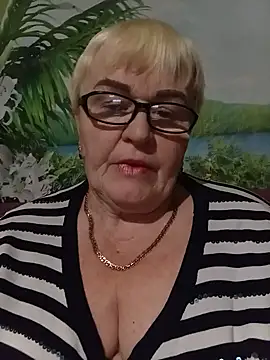 VioletSweet5566 online show from November 2025 03:34:01 PM