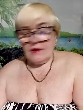 VioletSweet5566 online show from April 2026 05:36:01 PM