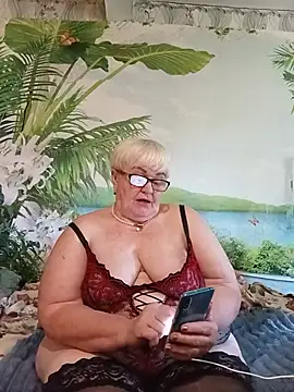 Snapshot of VioletSweet5566 chatting on July 2026 06:53:01 AM VioletSweet5566 online show from July 2026 06:53:01 AM