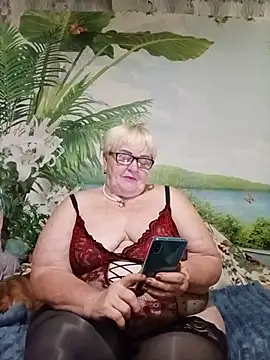 Snapshot of VioletSweet5566 chatting on July 2026 04:10:02 PM VioletSweet5566 online show from July 2026 04:10:02 PM