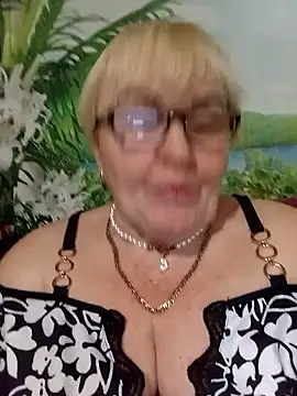 VioletSweet5566 online show from January 2026 01:47:01 PM