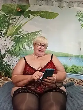 Snapshot of VioletSweet5566 chatting on July 2026 03:58:02 PM VioletSweet5566 online show from July 2026 03:58:02 PM