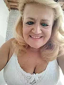 Snapshot of Belladama61 chatting on October 2025 11:11:02 AM Belladama61 online show from October 2025 11:11:02 AM