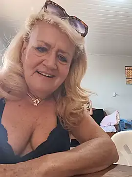 Belladama61 online show from July 2026 11:06:02 AM