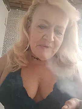 Belladama61 online show from December 2025 10:05:02 AM