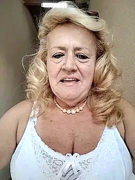 Snapshot of Belladama61 chatting on September 2025 11:31:02 AM Belladama61 online show from September 2025 11:31:02 AM