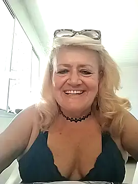 Belladama61 online show from March 2026 12:05:01 PM