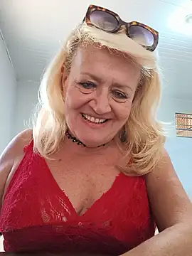 Belladama61 online show from June 2026 10:26:02 AM
