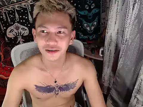 Snapshot of RalfAsian25 chatting on May 2026 12:13:02 AM RalfAsian25 online show from May 2026 12:13:02 AM