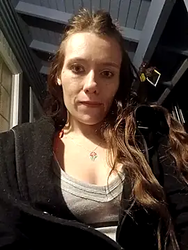 Wonderland97 online show from December 2025 04:01:01 AM