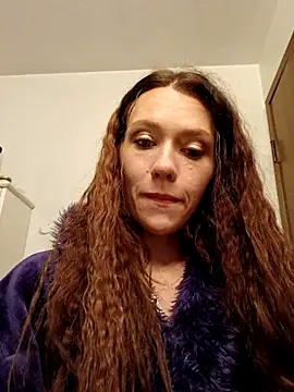 Wonderland97 online show from December 2025 04:39:02 AM