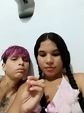 Snapshot of Little-Pussy-Sweet chatting on September 2025 03:54:01 AM Little-Pussy-Sweet online show from September 2025 03:54:01 AM
