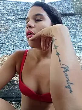 Snapshot of Little-Pussy-Sweet chatting on September 2025 01:56:01 PM Little-Pussy-Sweet online show from September 2025 01:56:01 PM