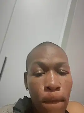 Ozimpho online show from May 2026 06:49:01 PM