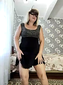 AliceGold5231 online show from September 2025 05:32:02 AM