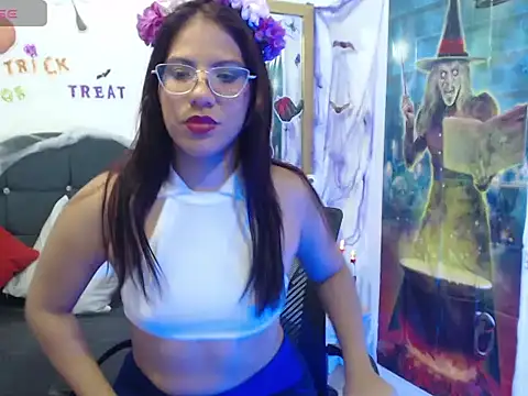 SamantaSweett  online show from October 2025 01:45:02 PM